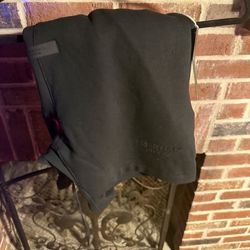 Black essential shorts-S(2)M