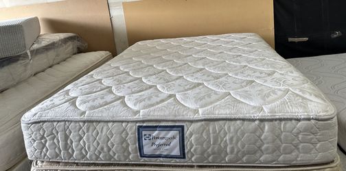 Queen Size Mattress (Colchon Queen Size)
