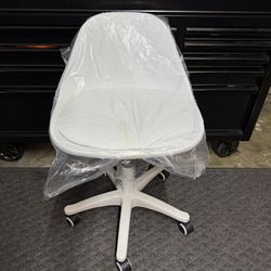 Small Desk Chair