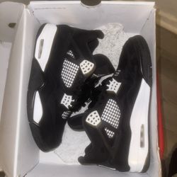 jordan 4 white thunders
