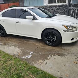 2014 Nissan Maxima