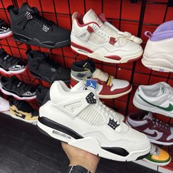 Jordan 4 Flight Club men’s shoes size: 11