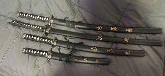 Katanas