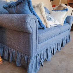 Super Cute Blue Love Seat With Skirt And Pillows