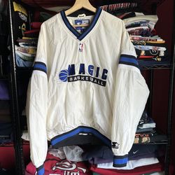 Vintage Starter Magic Pullover⚪️🔥size Medium in Men for $40‼️‼️ 