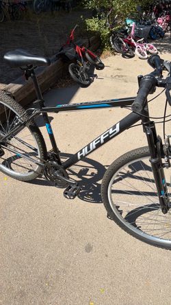 29” Huffy Rock Creek Mountain Bike (Large )