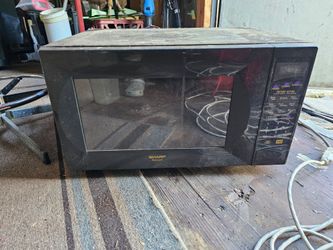 Sharp Carousel Black Microwave Oven