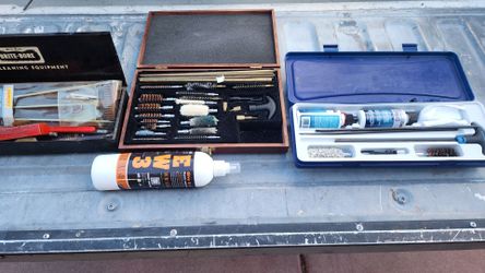 Gun cleaning kits and cleaning solvant