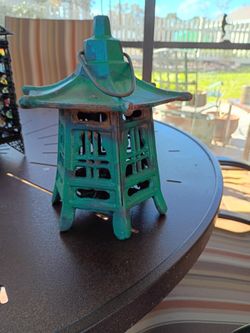 Cast Iron Padgoa $40.00