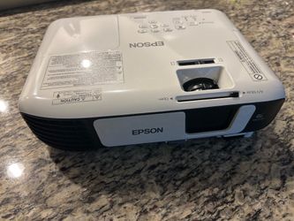Epson Pro 3LCD with Screen Backdrop