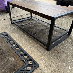 Coffee table metal and wood