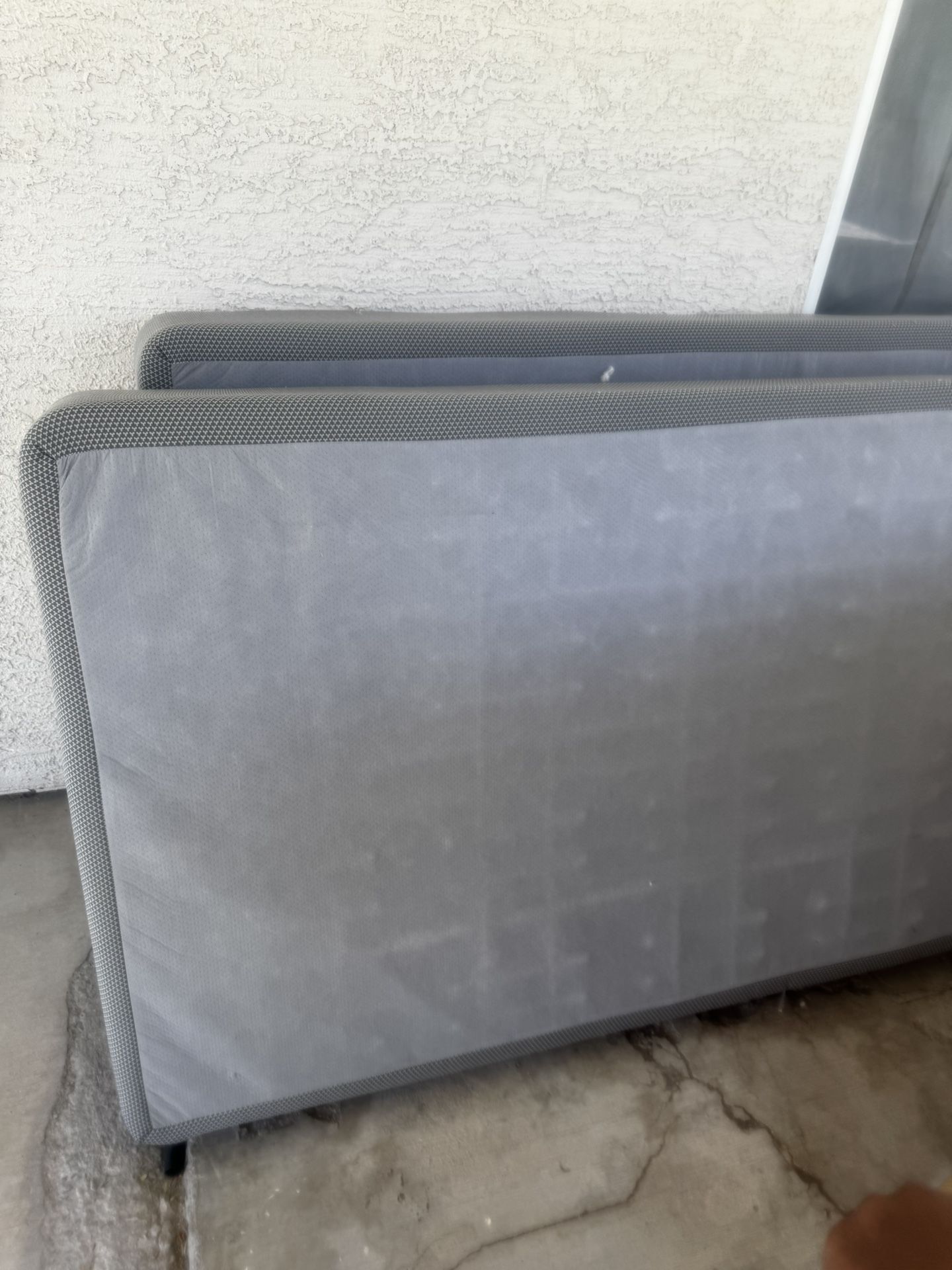 Twin / Queen XL Box spring