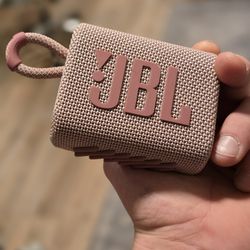 Portable Bluetooth Speaker (pink color)