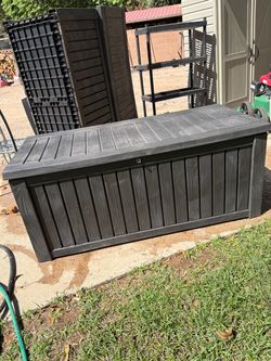 OUT DOOR DECK BOX