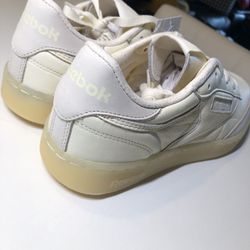 Reebok Club C Size 10