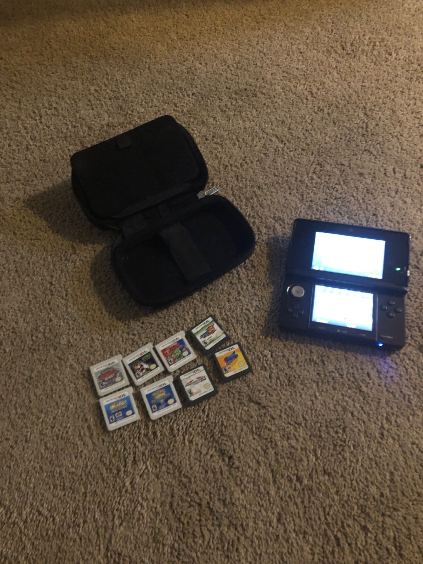 Nintendo original 3ds and 8 games