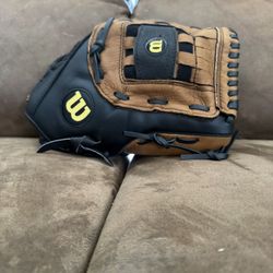 Right Handed Baseball Glove