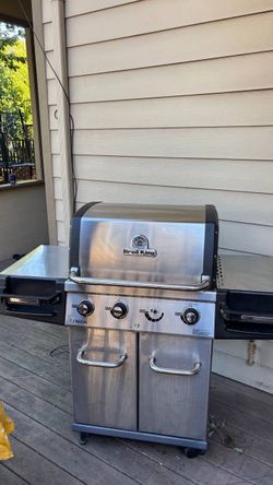 BROIL KING GRILL