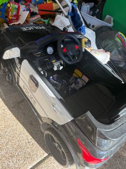 Toys/ Power wheel Works / Bikes/ scooter