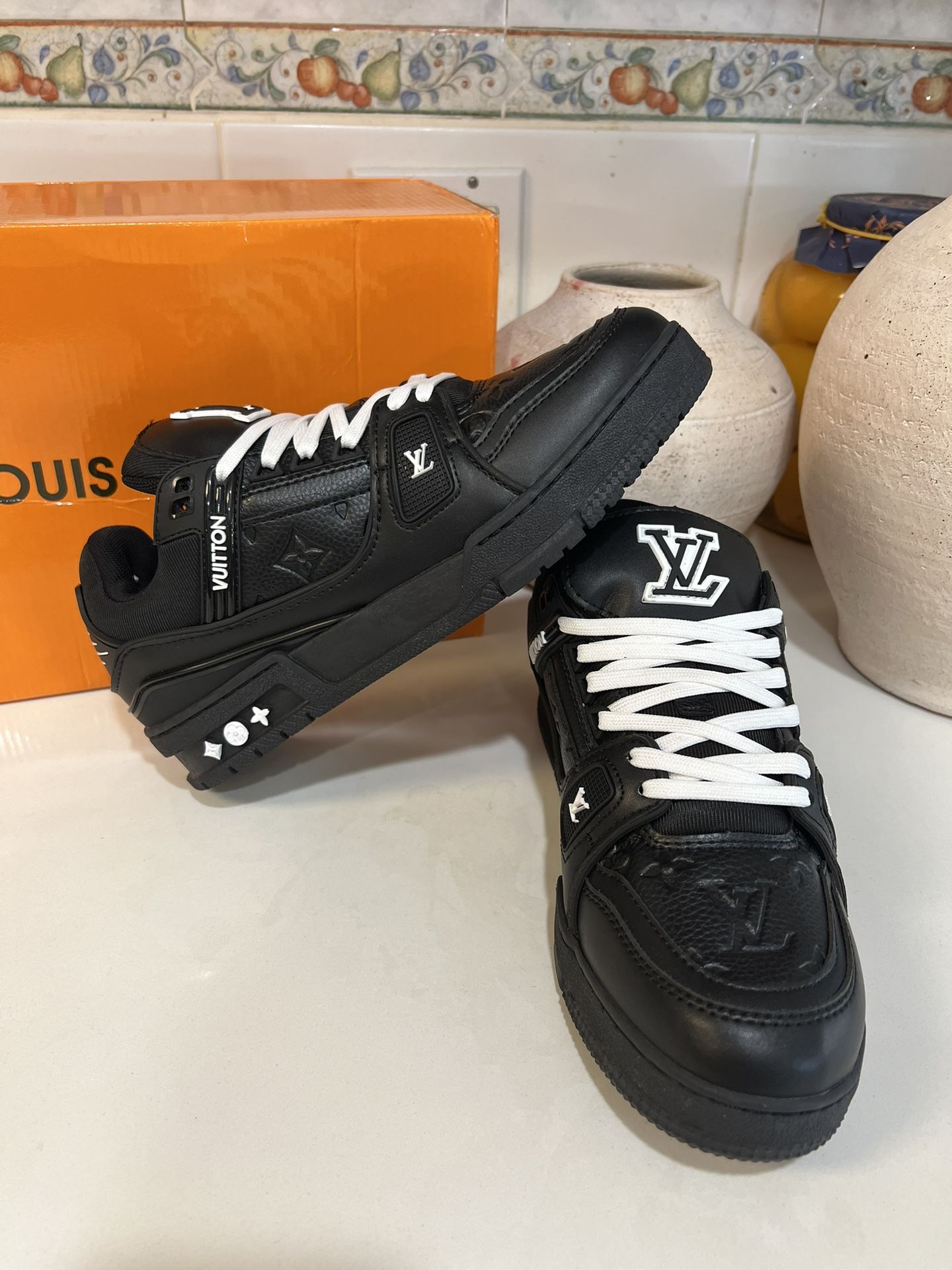 New LV Men’s Shoes.