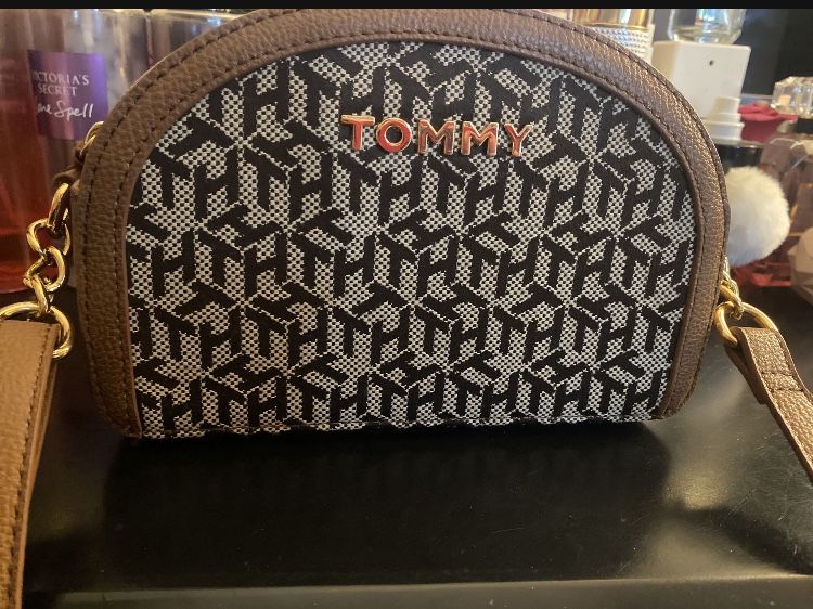 Tommy Hilfiger Purse