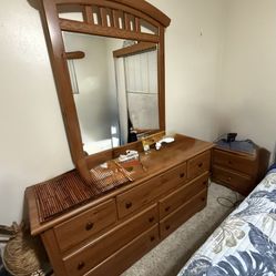5 Piece Bedroom Set 