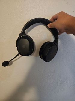 Baracuda wireless headset