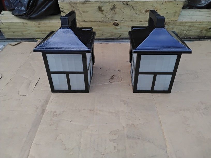 2- Nice Black Outside LED Lighting Display Models New.