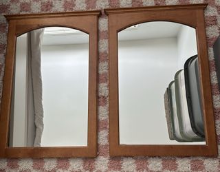 Vanity mirrors