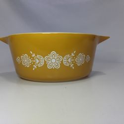 Vintage Pyrex Butterfly Gold Casserole Dish 