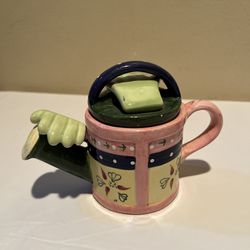 Vintage Cardinal Inc. Tea-Nee Teapots 4 1/2" Water Can & Gloves W/ Lid 1995
