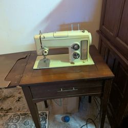 Antique Sewing Machine Table With Foot Pedal 