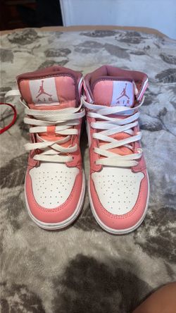 Air Jordan 1 mid