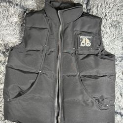 Moose Knuckles Vest – New / Like New 
