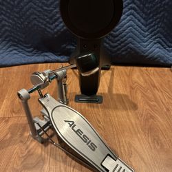 Alesis DMPad Kick Pad with Stand & Single Kick Pedal