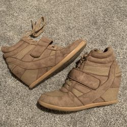 Sneaker Wedges