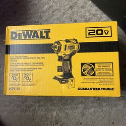 REDUCED**SALE**New Dewalt 20 Volt  1/2 Heavy Duty 3 Speed High Torque Impact Driver Kit
