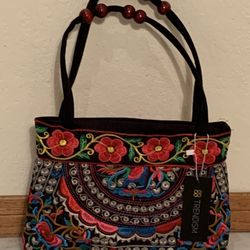Floral Embroidered Canvass Handbag