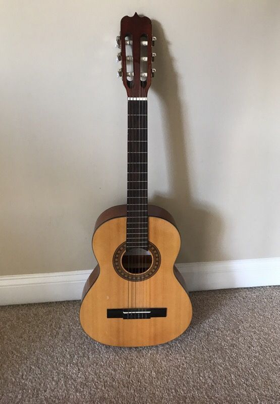 Beautiful sounding guitar for sale
