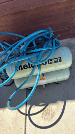 Air compressor