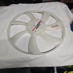 06-15 Toyota Yaris & 08-14 Scion xD Radiator & Condenser Fan