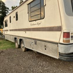 1990 Coachmen Royal RV