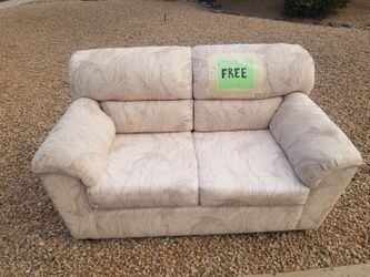 * Curb Alert * Loveseat * FREE * Surprise, AZ