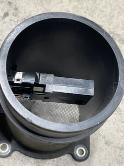 Infiniti G35 Sedan OEM MAF Mass Airflow Sensor