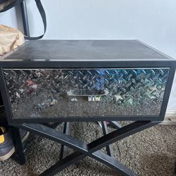 Metal night stand & 3 drawer Dresser 