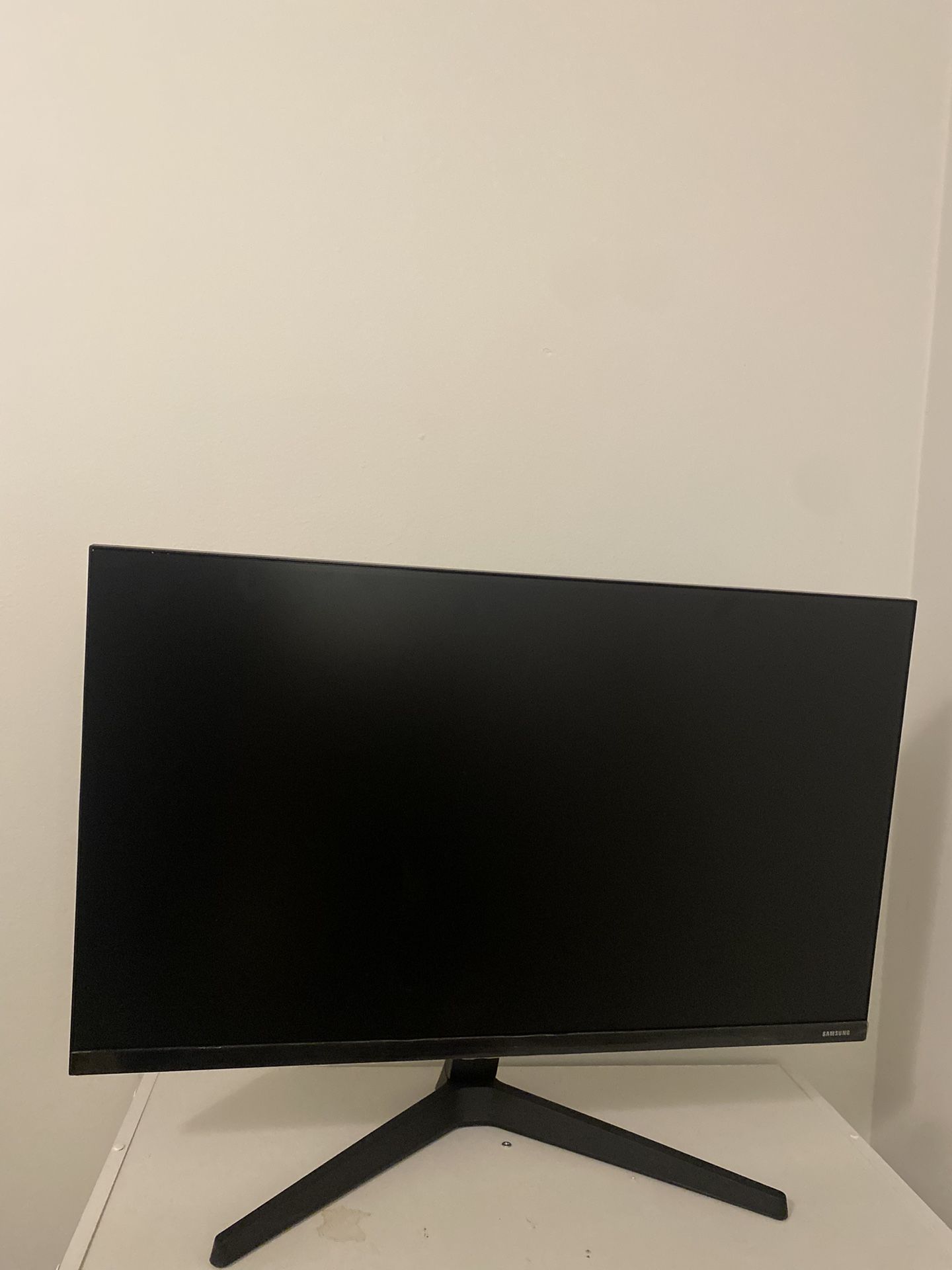 Samsung 24โ Monitor โ $90
