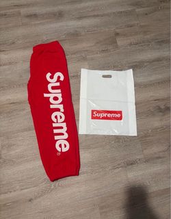 Red supreme sweats size M