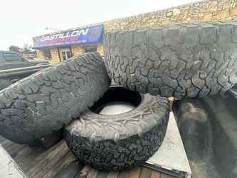 3 Bfgoodrich ko2 all terrain 35x12.50xr18 LT
