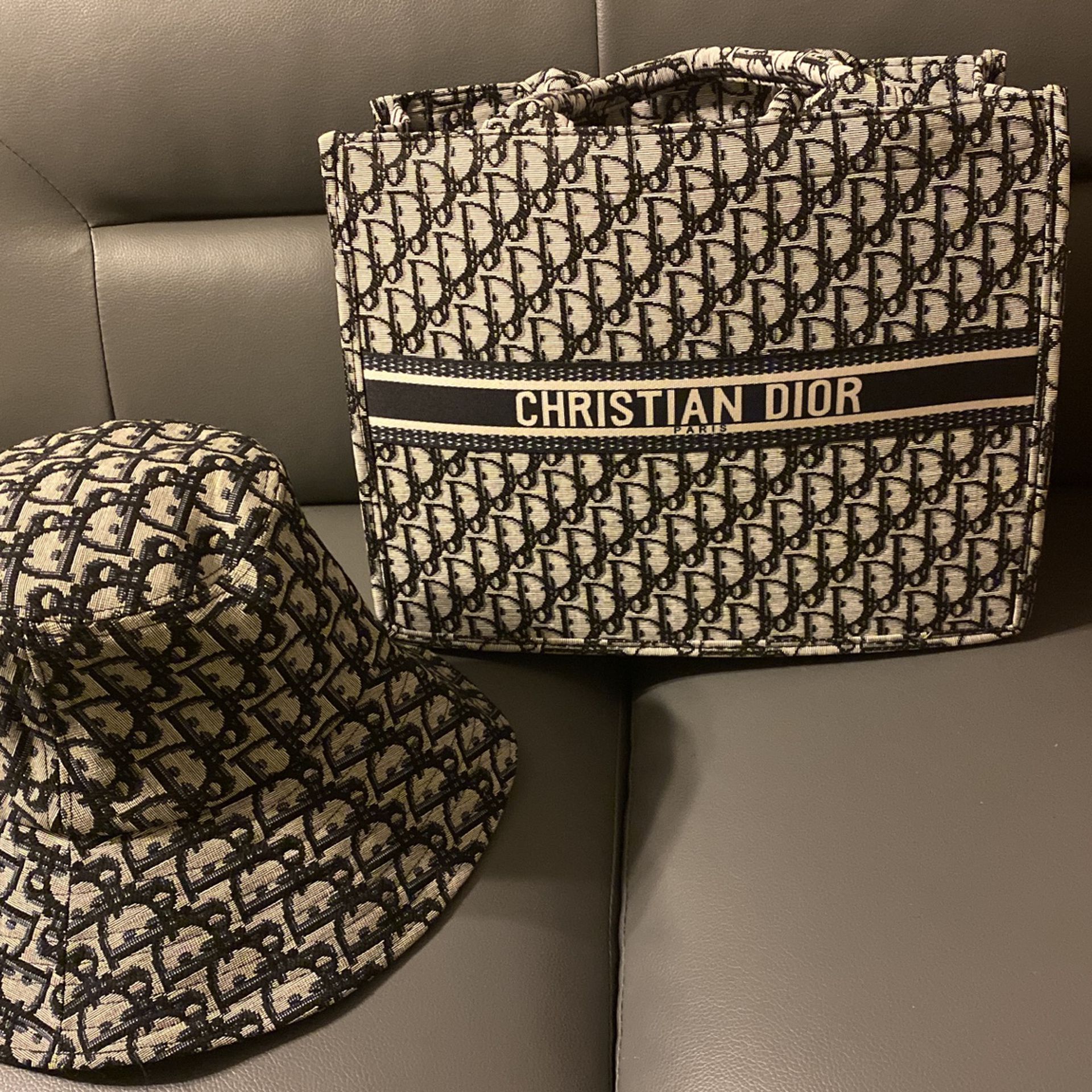 Handbags And Hat 