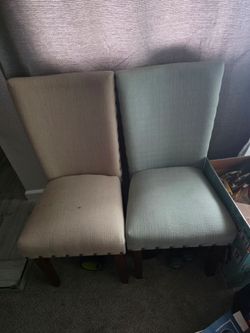 Accent chairs